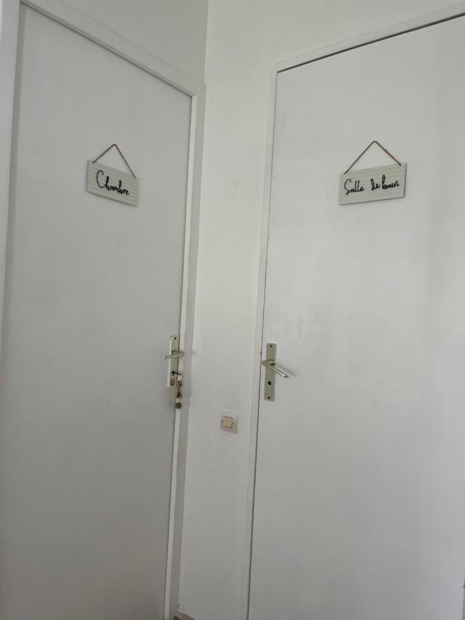 Chambre Double Cassis Buitenkant foto
